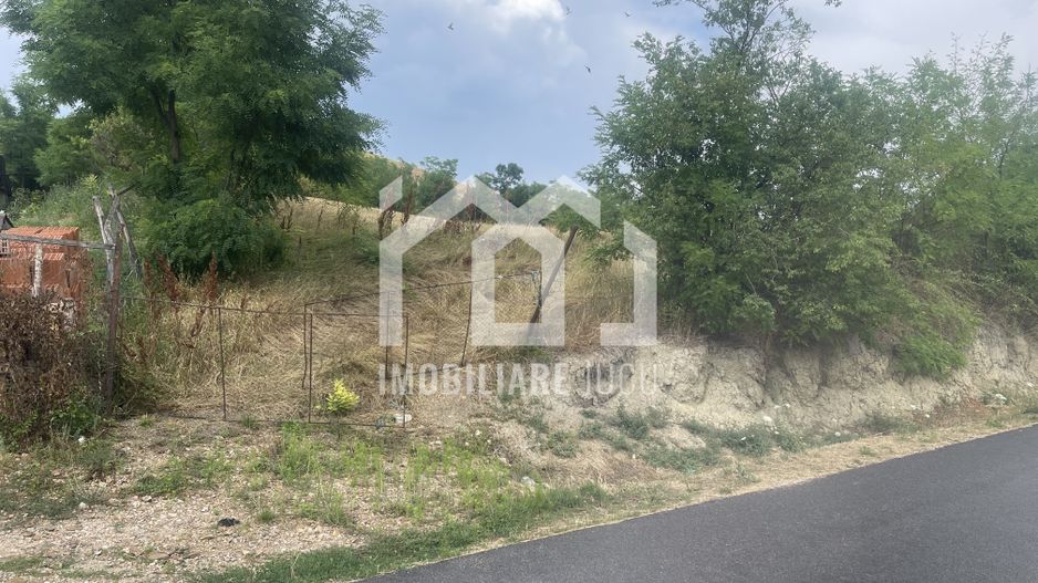 Teren Intravilan Constructrii 2258mp - Gadalin - Poză 1