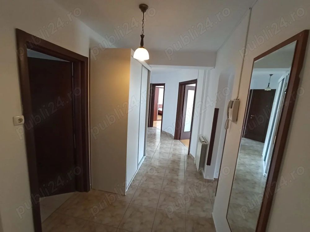 BRASADAS închiriază – Apartament 3 camere, Bd. Unirii - Poză 3