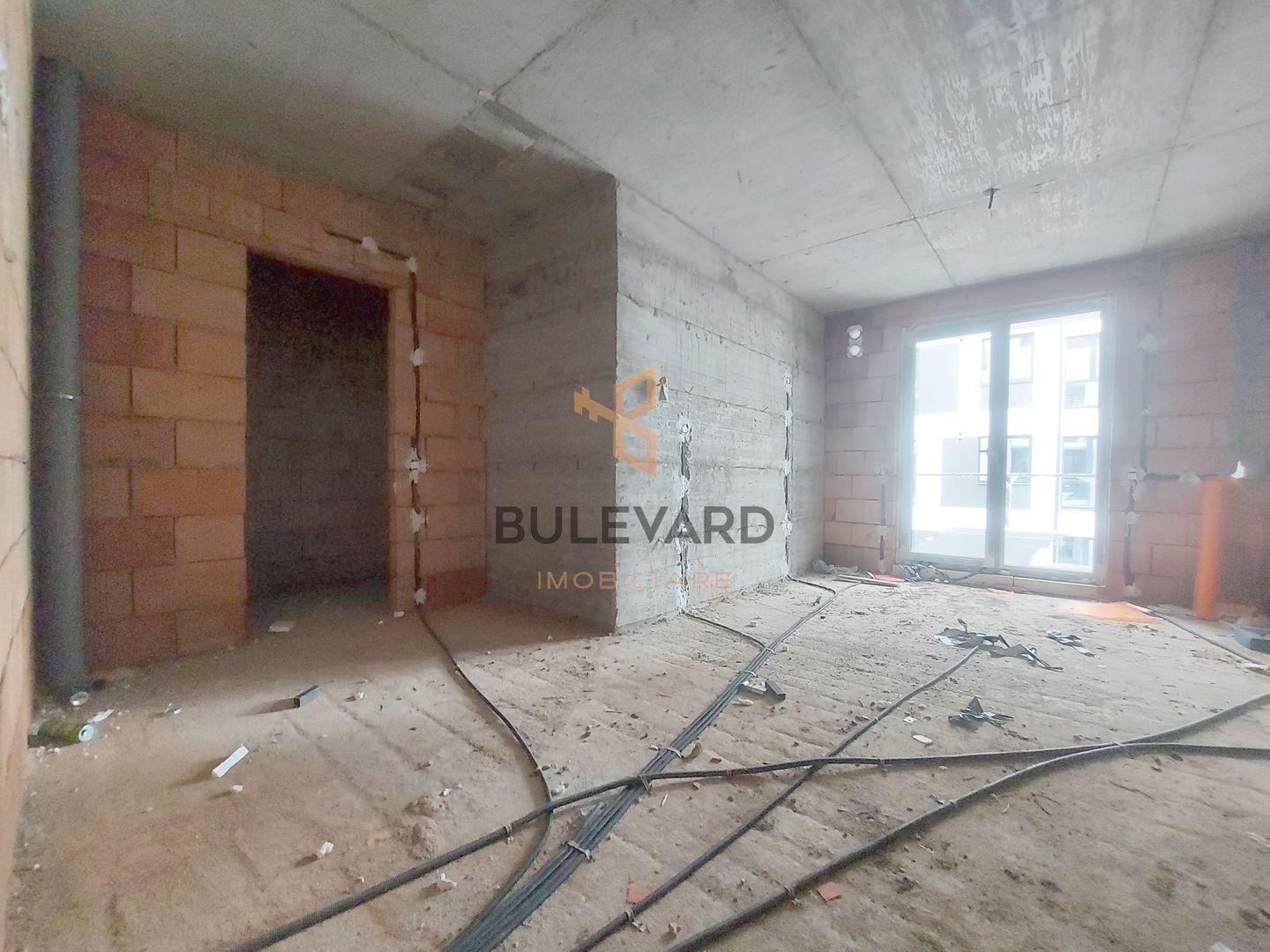 Apartament cu 2 camere, zona strazii Dumitru Mocanu! - Poză 5