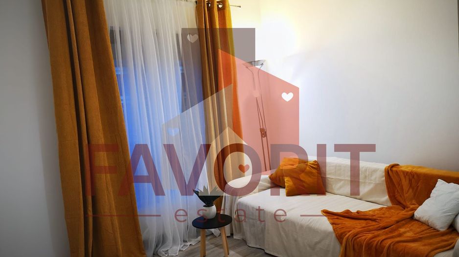 Curte proprie de 56 m.p. 2 bai. Bloc nou in oras. - Poză 5