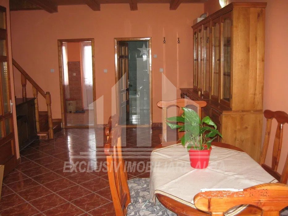 Casa cu 4 camere, Cetate - Poză 13