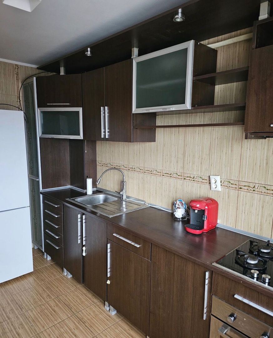 AP. 3 CAMERE TITAN, BLOC REABILITAT,BUCATARIE INCHISA,METROU 10 MINUTE - Poză 7