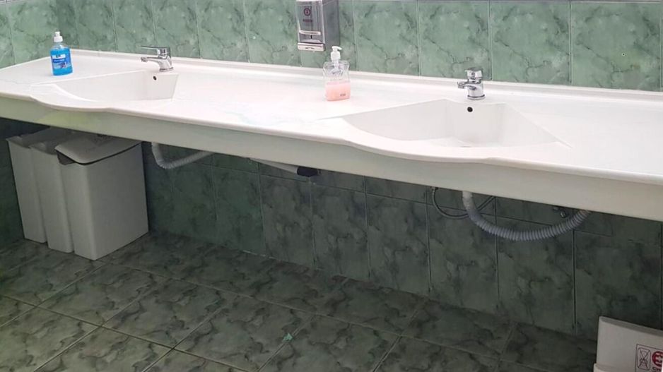 Hotel cu arhitectură montană deosebită poziționare premium Sâmbătă de Sus - Poză 8
