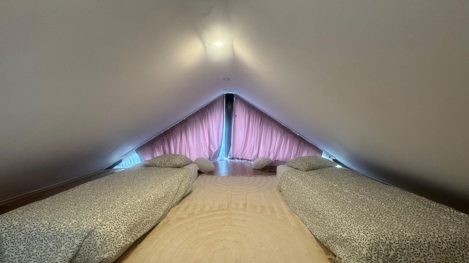 Pensiune deosebită în Bran || priveliște panoramică, facilitati premium - Poză 21