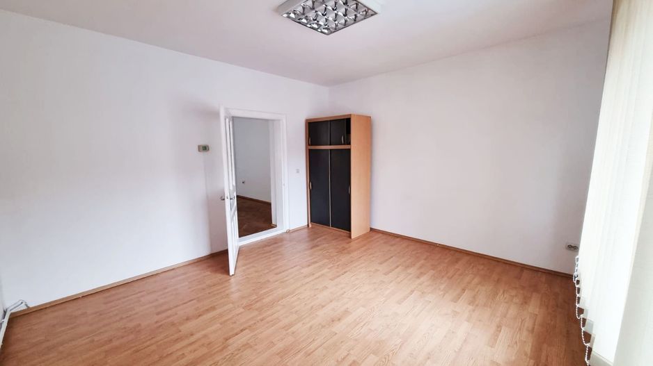 Zona Grivitei corp de casa pretabil birouri - Poză 5