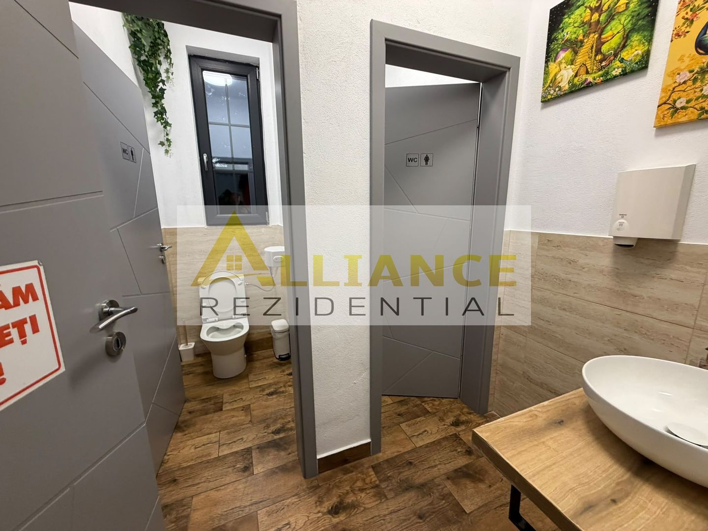 RESTAURENT +N LOC DE JOACA - 1500MP TEREN - 1.850.000EUR - Poză 6