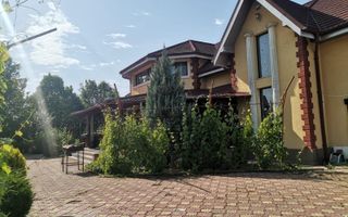 Vilă de lux mobilata/utilata cu terasa+foisor, garaj,gradina si livada - Poză 10