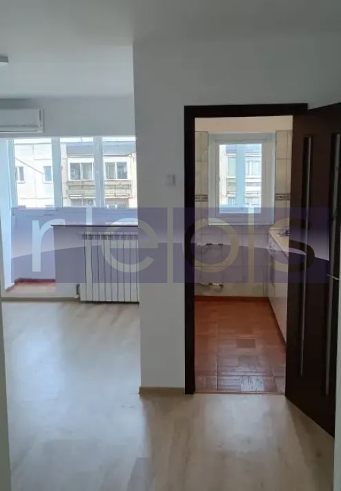 DE VANZARE GARSONIERA LUJERULUI 33 MP  IDEALA INVESTITIE METROU - Poză 3