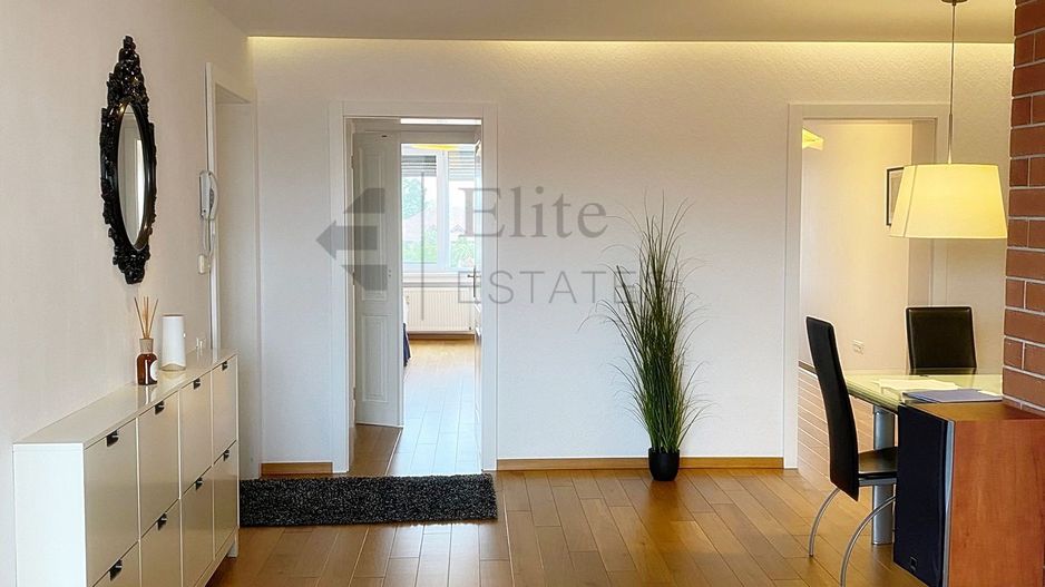 Apartament spatios cu 4 camere de inchiriat | Pietonala Oradea - Poză 3