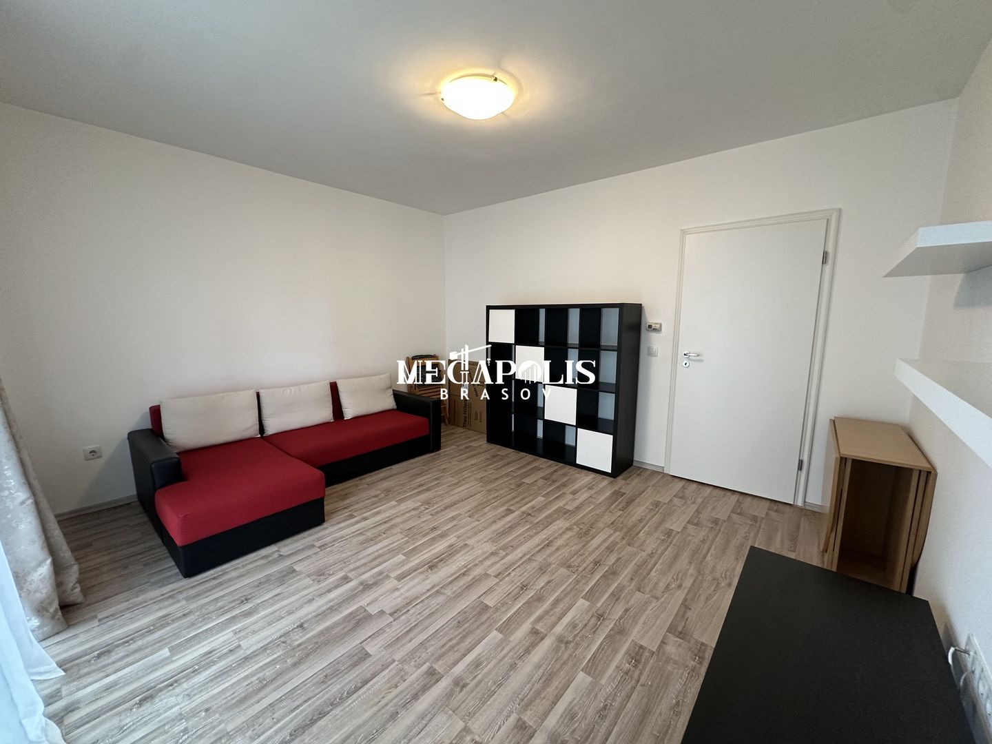 2 Camere Decomandat / Parcare / Boxa - Poză 3