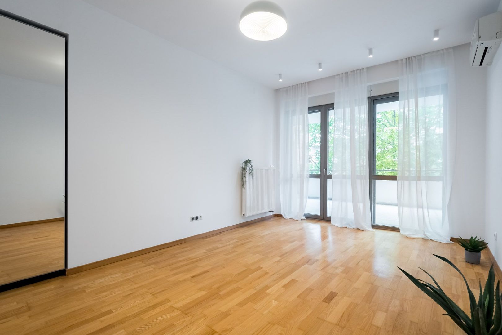 COMISION 0% - Vila superba 4 dormitoare 5 bai vedere lac -Baneasa complex inchis - Poză 17