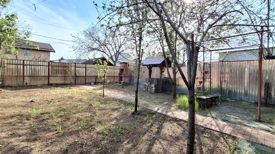 Teren plus Casa cu 2 Camere  zona Andronache – Gherghiței - Poză 5