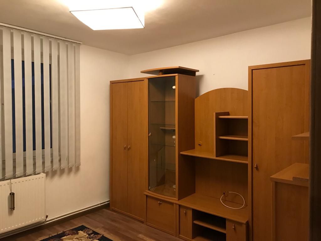 Apartament 3 camere de inchiriat Brasov - Poză 6