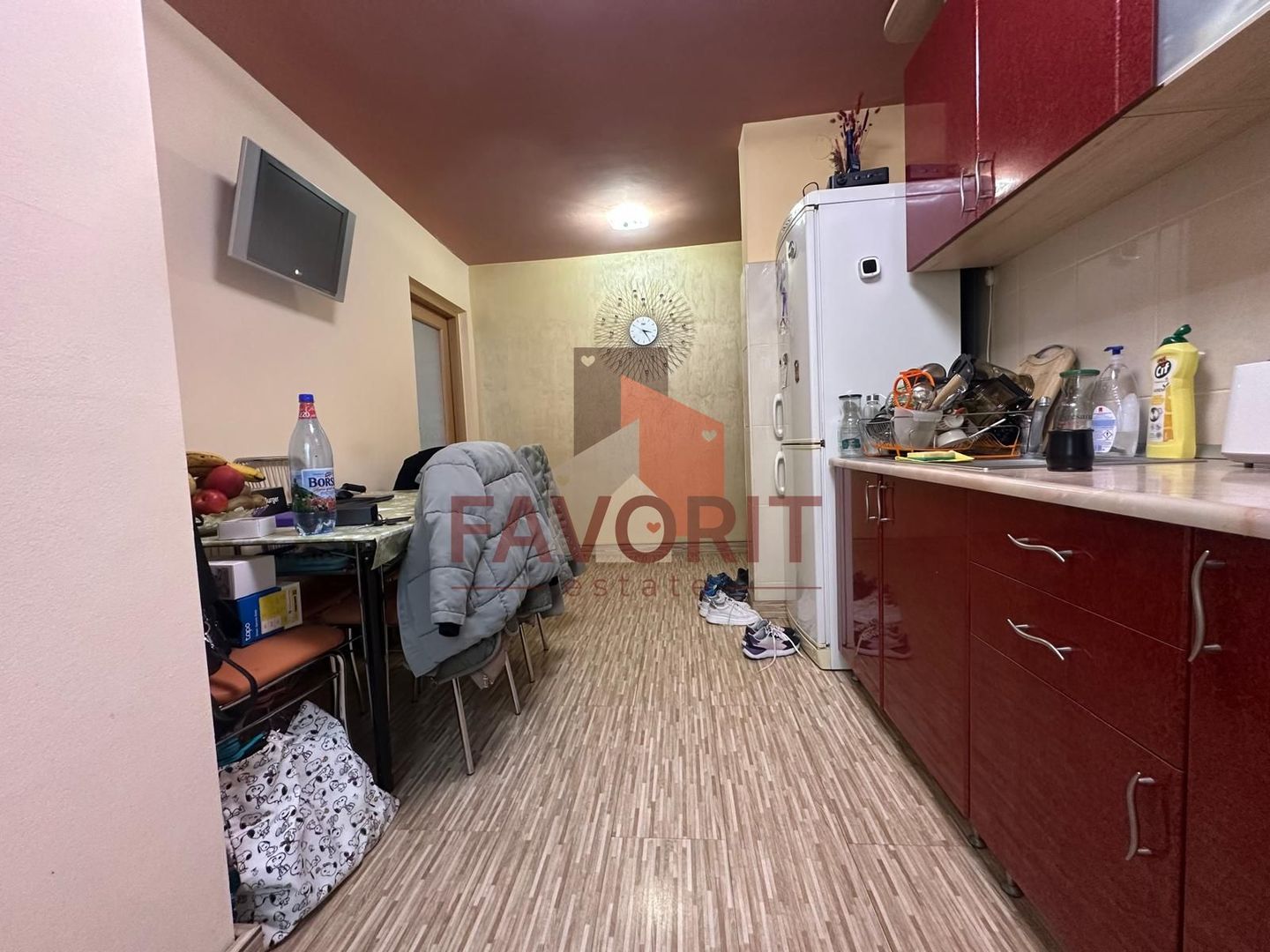 3 camere | centrala proprie | boxa | mobilat si utilat | zona excelenta | - Poză 4