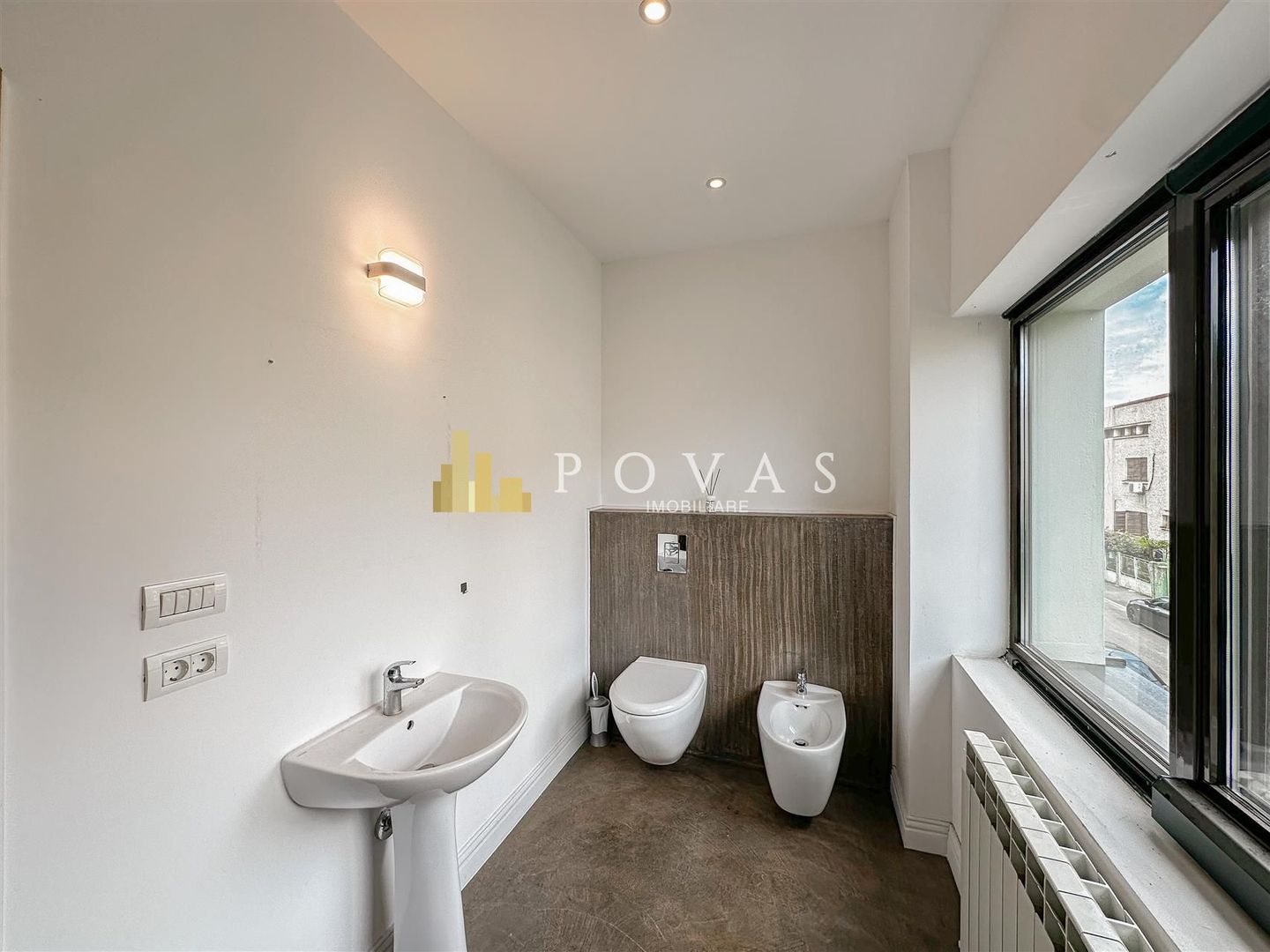 Vanzare Casa Reconsolidata Vatra Luminoasa 5 Camere - Poză 39