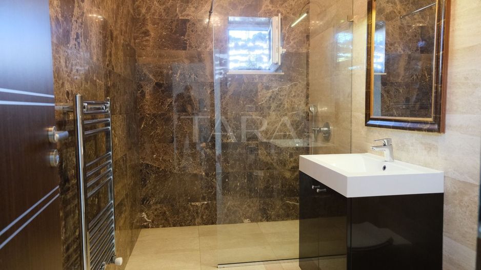 Vila de lux în Borhanci – Arhitectură deosebită, design exclusivist - Poză 4