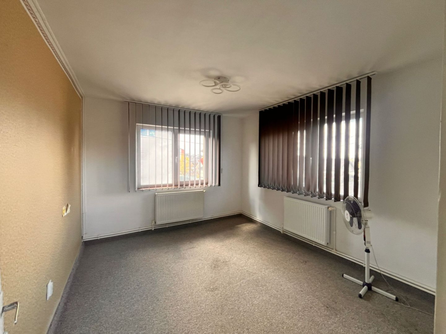 Spații birouri de Închiriat 80 Mp | Suceava/ Obcini | 500Euro/luna - Poză 3