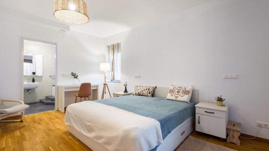 COMISION 0% - Apartament 4 camere superb 130mp, cu terasa, in incinta Green Lake - Poză 13