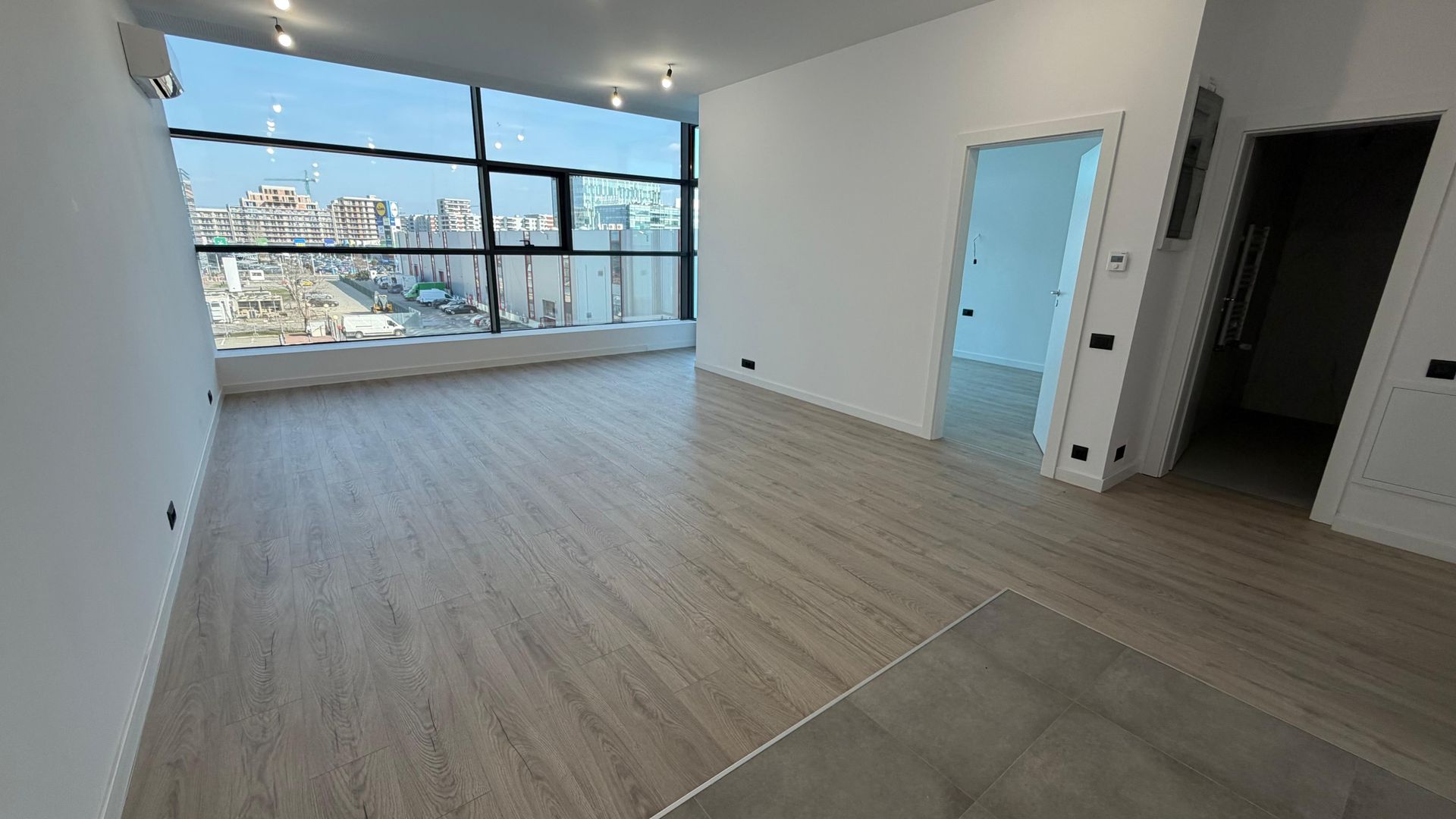 Apartament 2 camere + parcare - One North Lofts - Poză 2