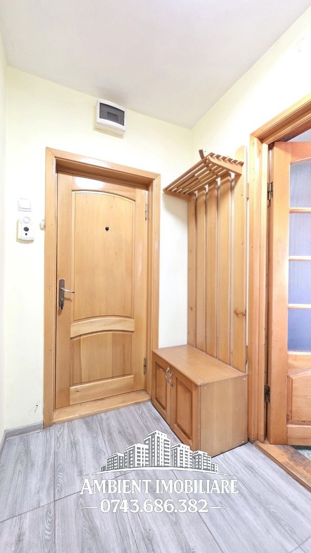 Apartament cu 3 camere, etaj 4, mobilat, zona CENTRU - BUIUM; - Poză 1