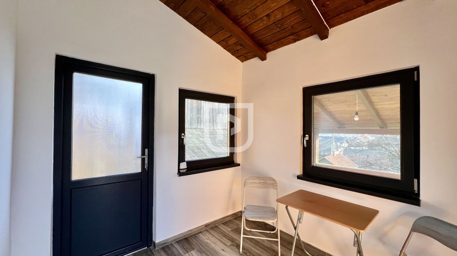 Casa din barne cu 3 dormitoare si pardoseala Gura Humorului - Poză 17