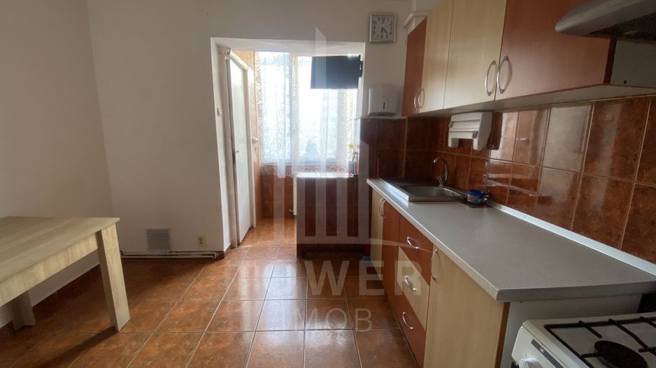 🏡 Apartament 3 camere, 70 mp, mobilat și utilat – Vasile Aaron, Sibiu - Poză 8
