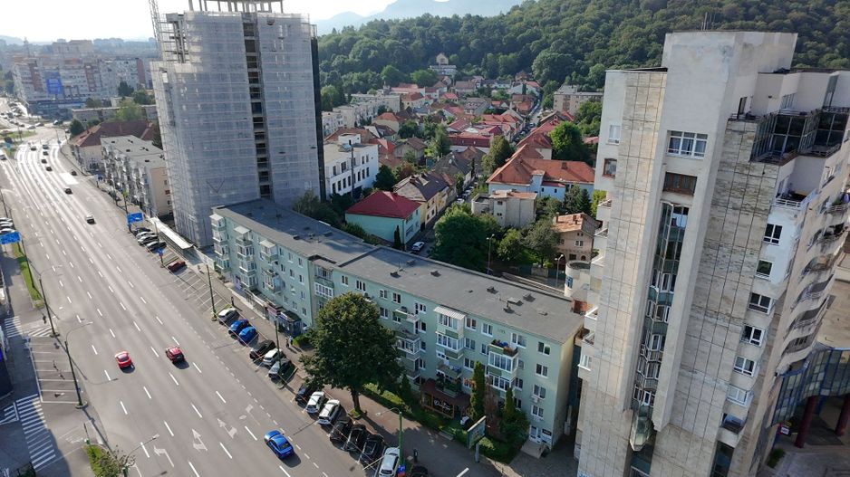 Spațiu comercial 493 mp utili | Locație centrală | Vizibilitate excelentă | - Poză 4