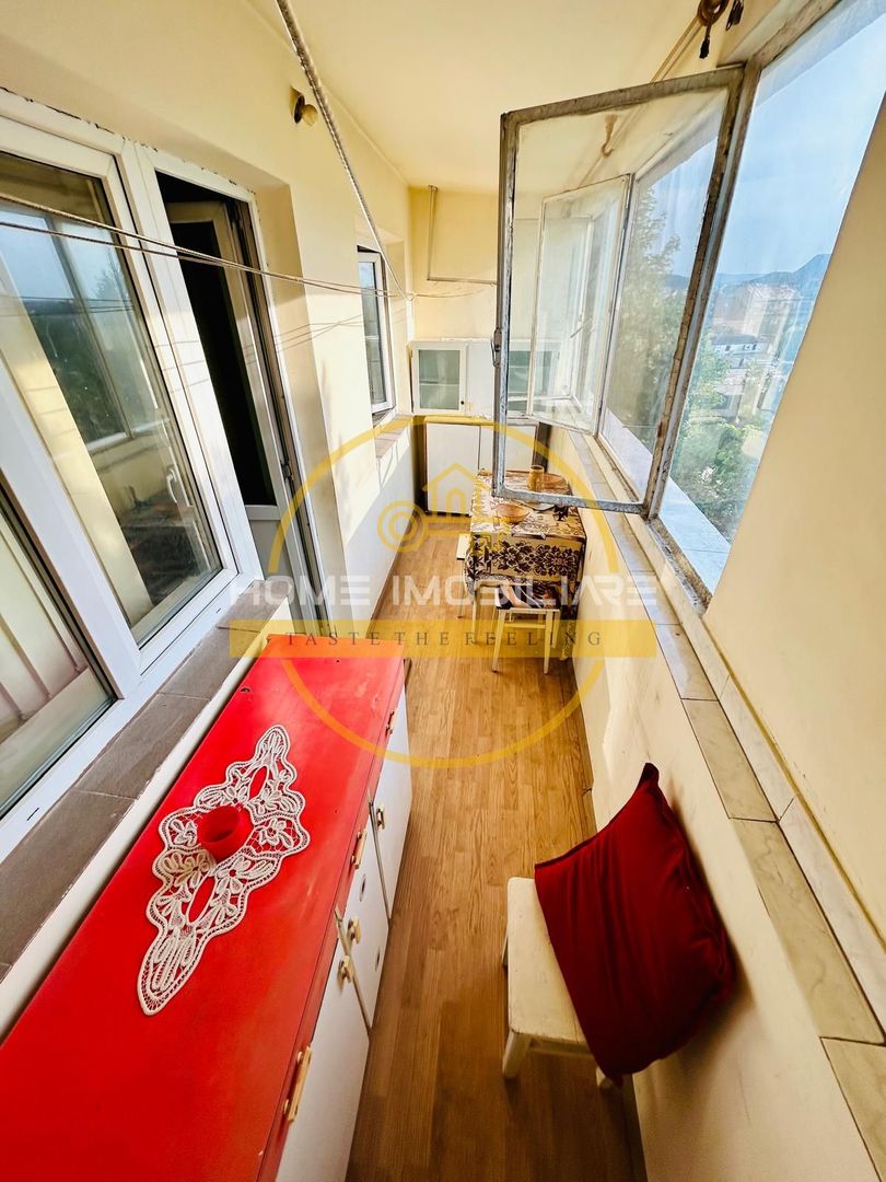 Etaj 3/ Apartament cu 2 camere/ Semidecomandat/ Zona Tatarasi - Poză 7