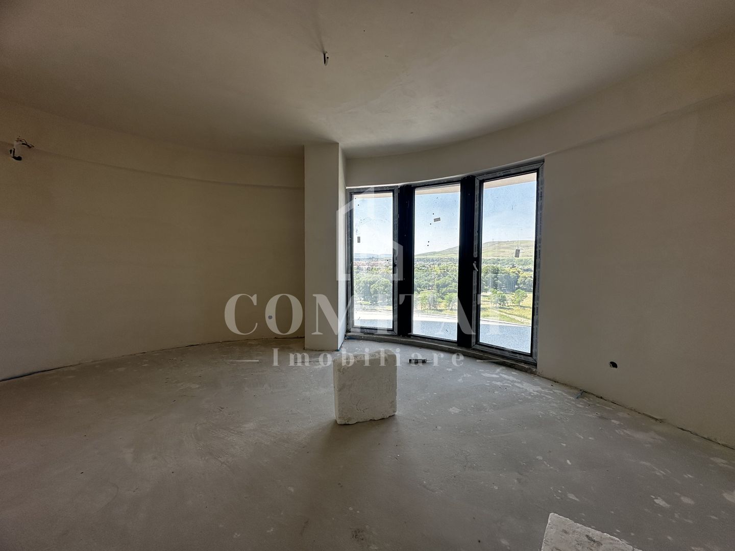 Oportunitate! Apartament cu view | Bloc nou | Zona Vivo - Poză 1