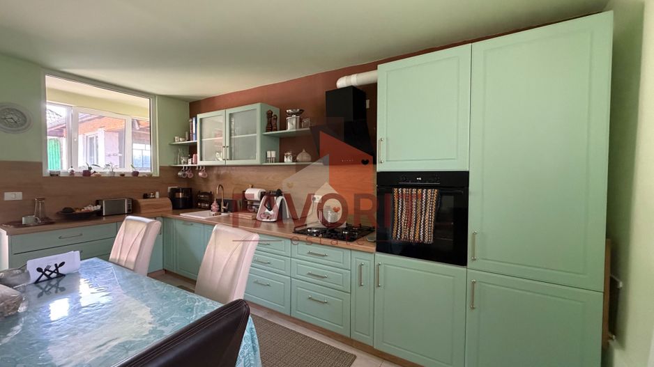 Casă +  teren 1.514 mp în Ianova | 4 camere | 2 băi - Poză 1