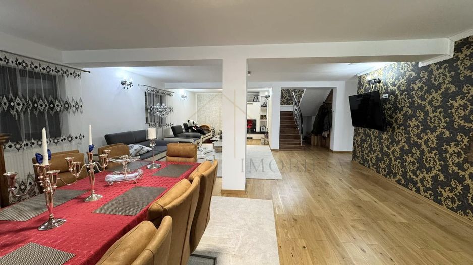 Vila de Lux la 13 km de Onesti - Poză 10