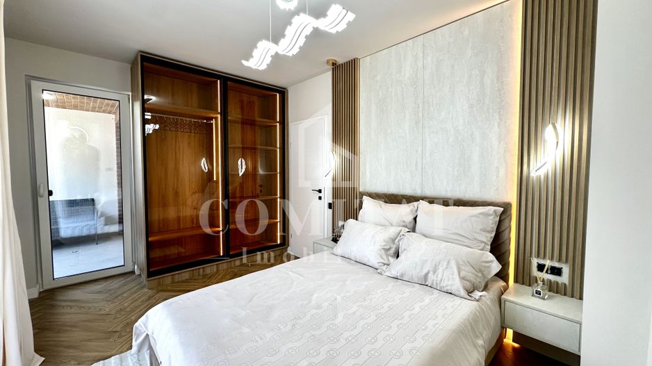 Apartament ultrafinisat | Etaj intermediar | Zona Str Tineretului - Poză 11