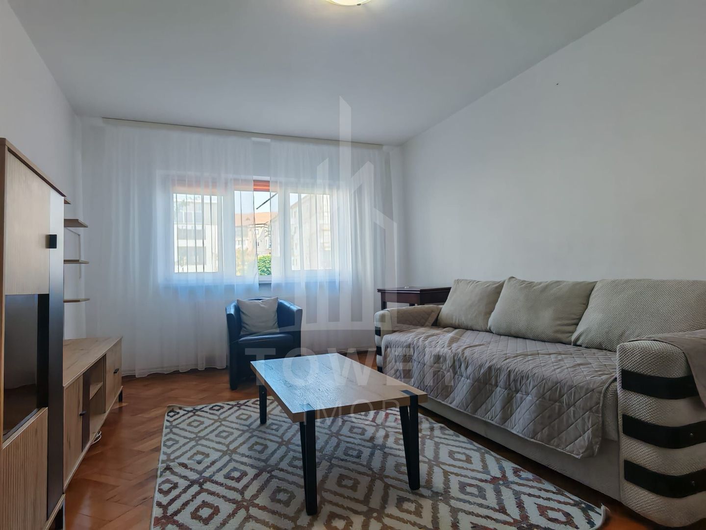 DE ÎNCHIRIAT – APARTAMENT 3 CAMERE | STRAND, SIBIU - Poză 2