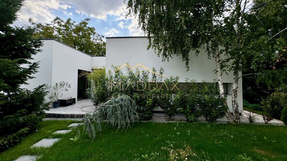 Vila cu 5 camere // * 565 mp gradina* // Tunari - Poză 77