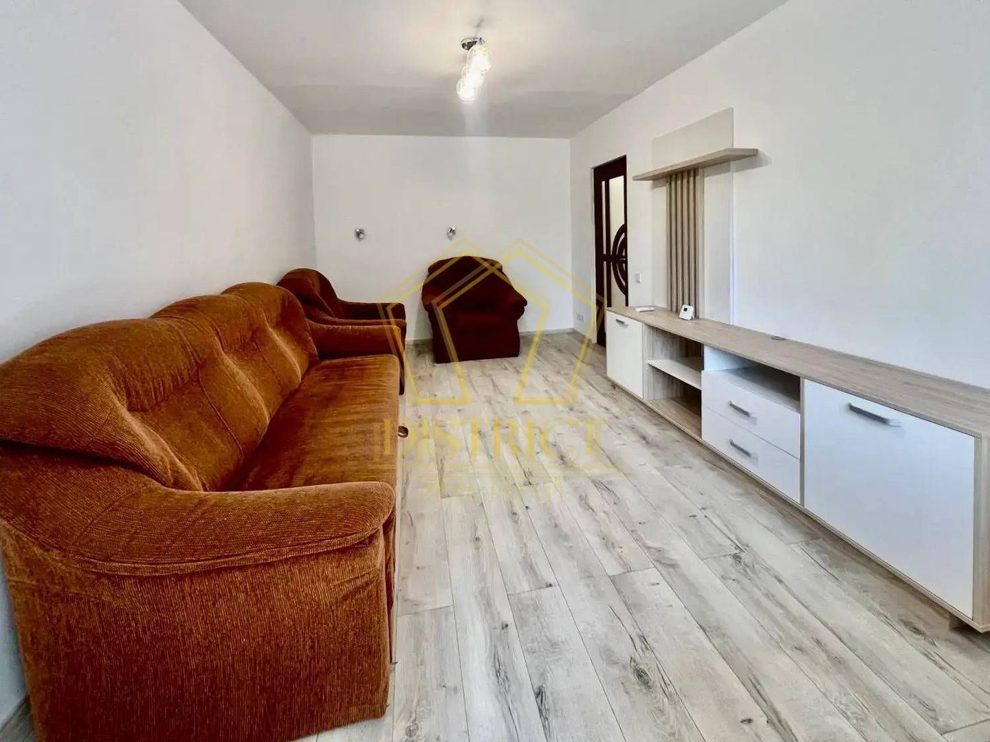 Apartament spatios cu 3 camere | Renovat | Lipovei - Poză 1