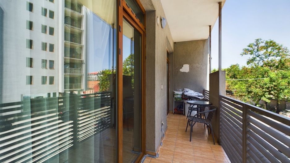 Apartament cu 2 camere, etaj 1, în zona Complex Studenţesc - Poză 9