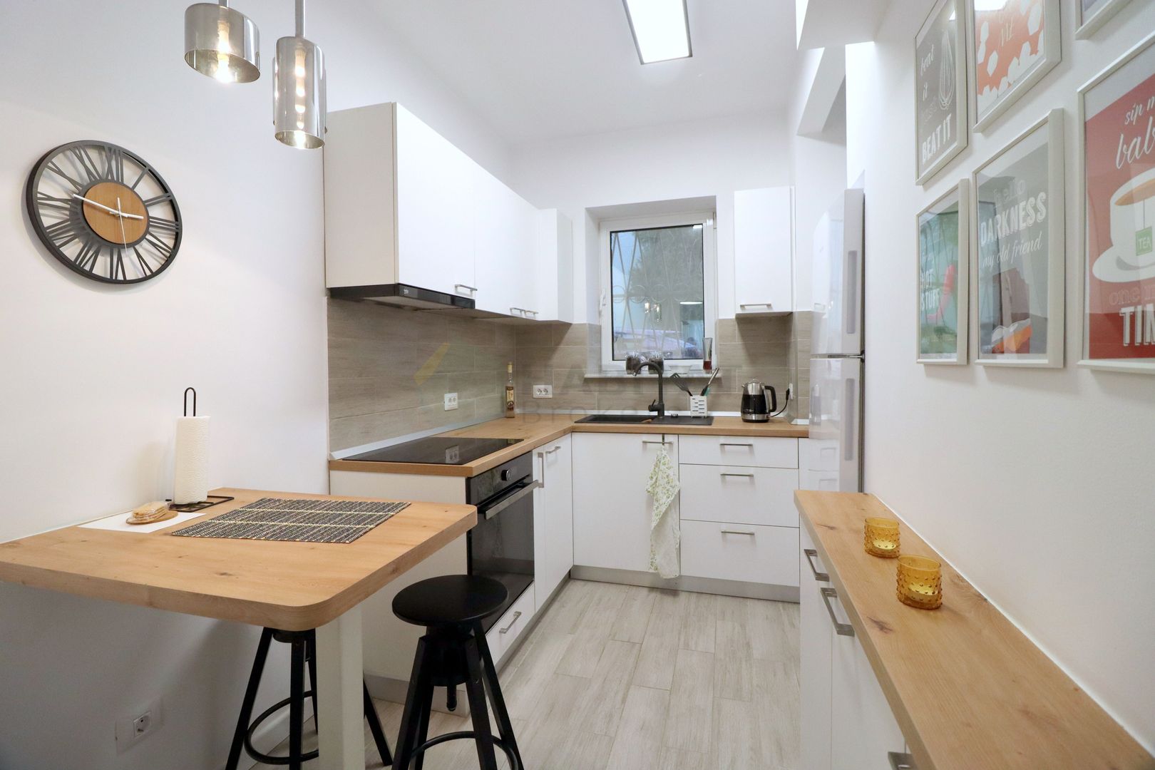 Renovat, incalzire in pardoseala, zona linistita, - Poză 1