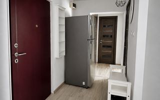 Comision 0, Apartament 3 Camere, Renovat, Etaj 4 din 5, Zona Bucovinei - Poză 4