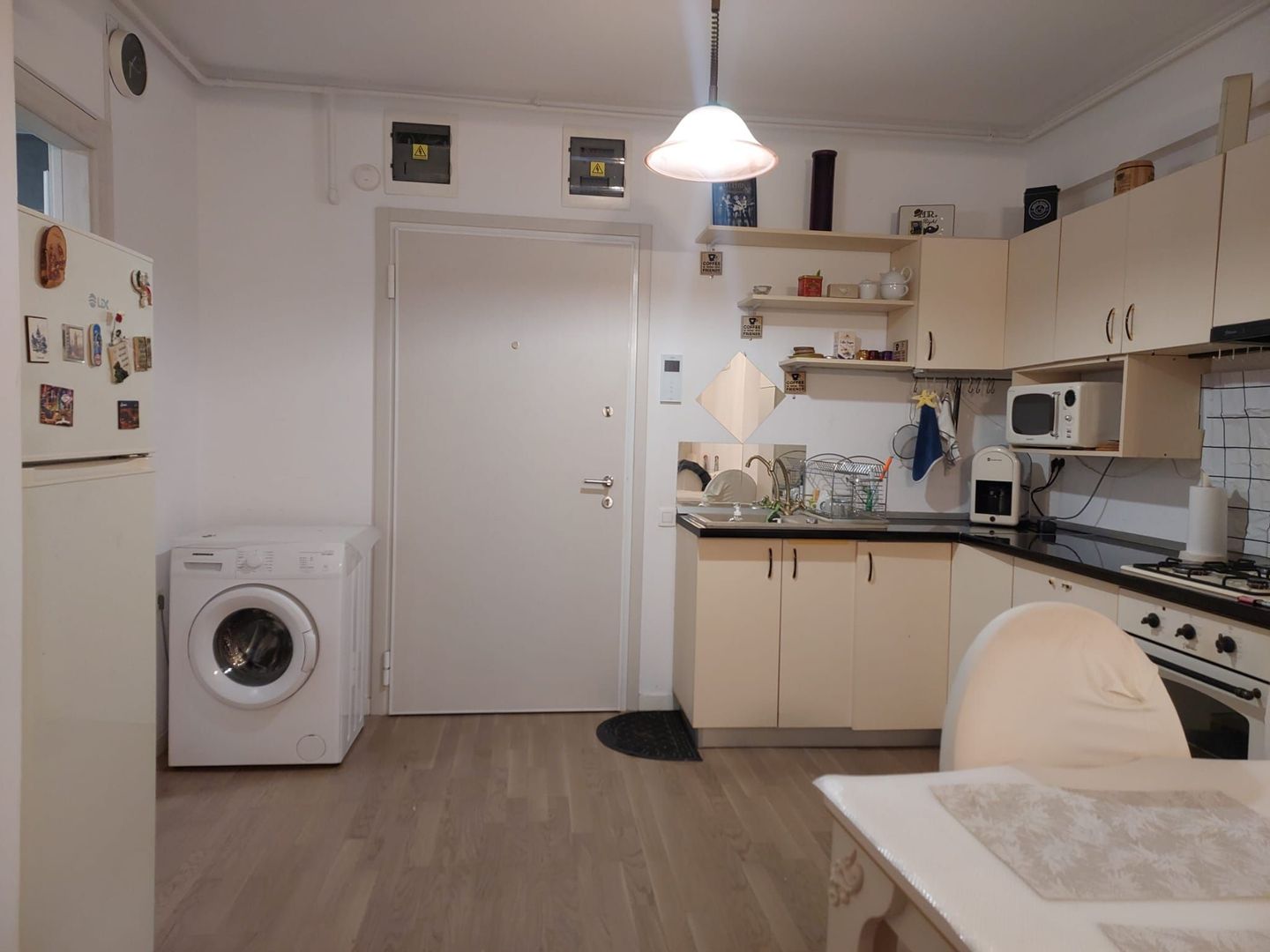 Comp;ex Central Vasile Lascar 2 cam 2/8, mobilat, utilat, lux - Poză 12