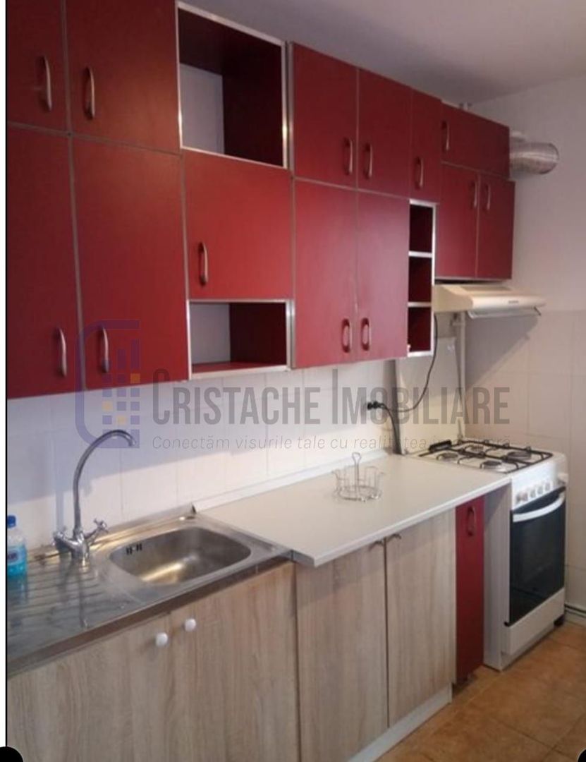 Apartament 2 camere decomandat, centrala proprie, an 1986 - Poză 5