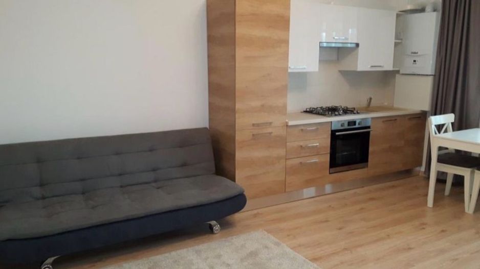 Închiriere Ap 2 camere Piața Muncii, centrală proprie - Poză 1