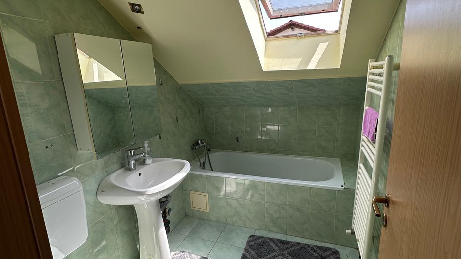 🏠 Vând apartament 2 camere la mansardă – 56.000 € (ușor negociabil) - Poză 6