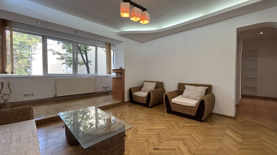 Apartament 3 camere | Etaj 1 | Centrală proprie | Instalații - Poză 2