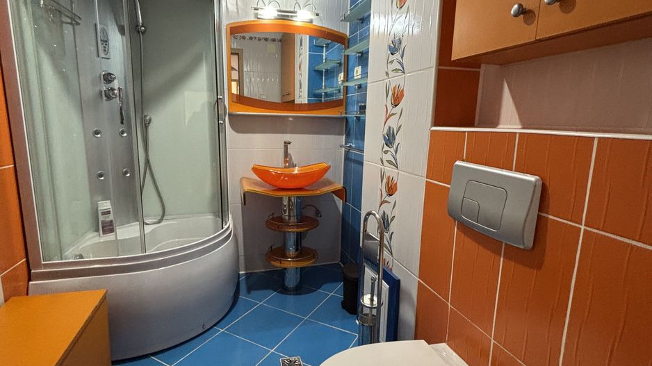 Apartament generos 2 camere - Poză 13