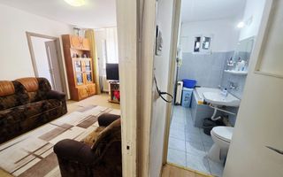 Apartament 3 camere, etaj 3, Malu Roșu – Str. Rîșnovenilor - Poză 8