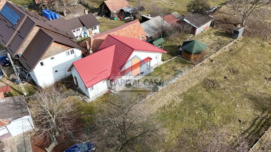 Casă Nouă, 3 Camere, 3 Băi – Vedere de vis spre Piatra Craiului - Poză 8