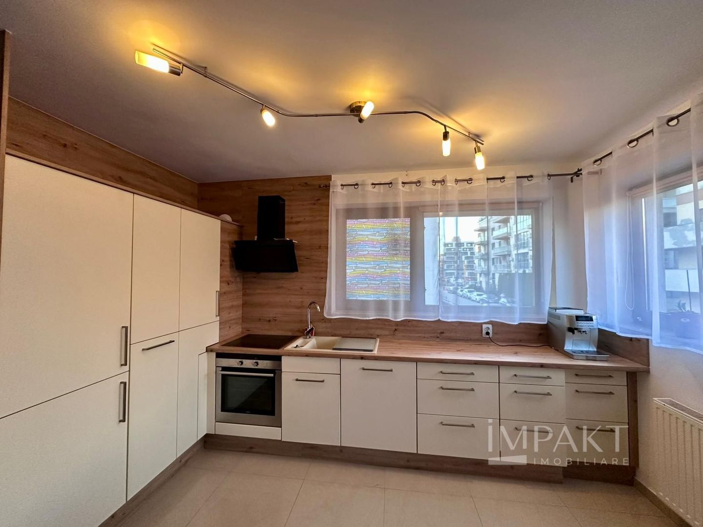 De inchiriat apartament 4 camere, 120 mp, terasa 45 mp, Buna Ziua - Poză 3