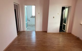 Casă de vânzare în sat Bos – oportunitate pentru locuință sau afacere - Poză 12