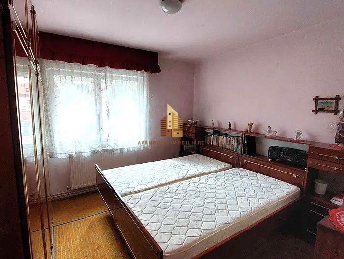 | Apartament cu 3 camere de vanzare | Cartierul Grigorescu | Etaj 1| Decomantat - Poză 4