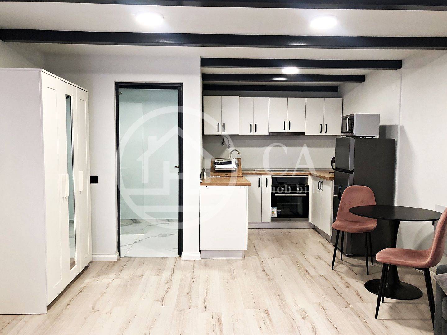 Apartament cu 3 camere de inchiriat Ultracentral, Oradea - Poză 1